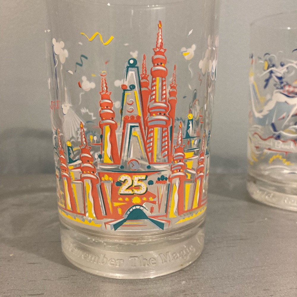 1996 McDonald’s 25th Anniversary Disney Glasses Remember the Magic glasses - Picture 11 of 12